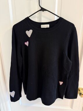 100% cashmere Black Long-Sleeve sweater with Heart Accents